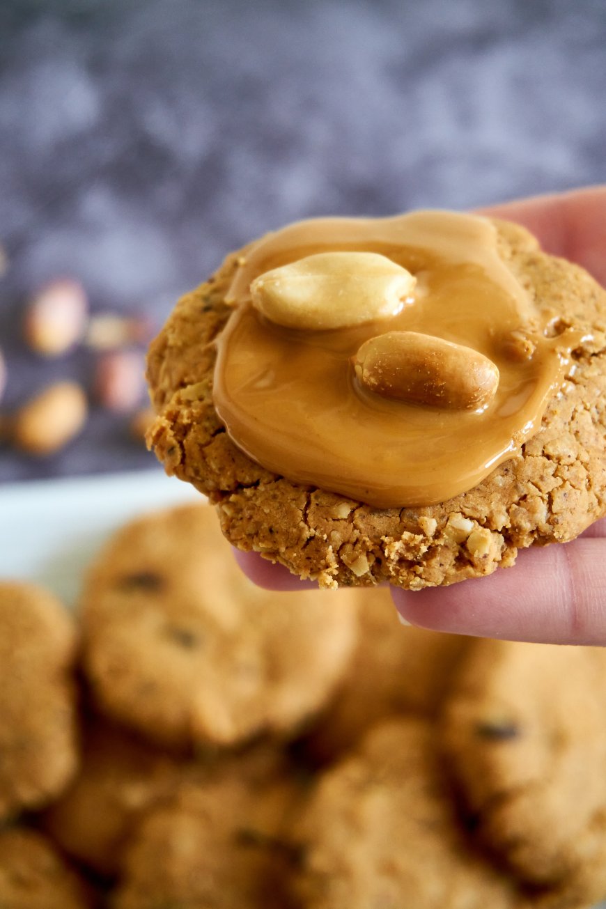 Cookie Recipe with Peanut Butter and Oatmeal: A Perfect, Nutritious Treat.