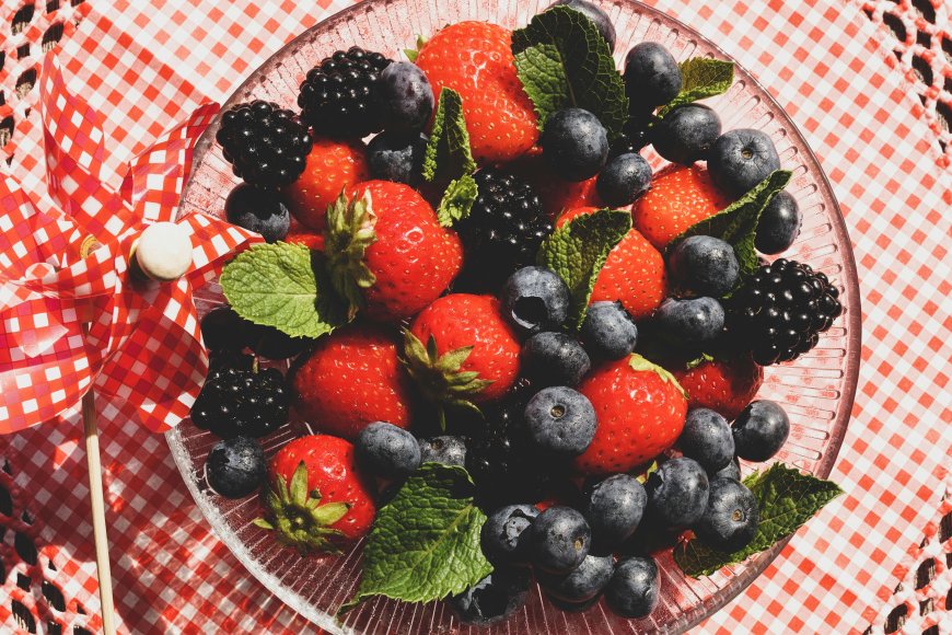 Berries: A Blast of Antioxidants